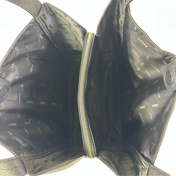 NEW DKNY Women’s Black Nala Medium Hobo Bag - Picture 8 of 10